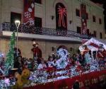 Participan 50 contingentes en el desfile de la Navidad