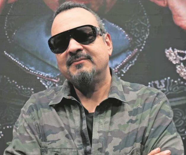 Pepe Aguilar responde si &eacute;l y sus hijos dejar&aacute;n de cantar en M&eacute;xico