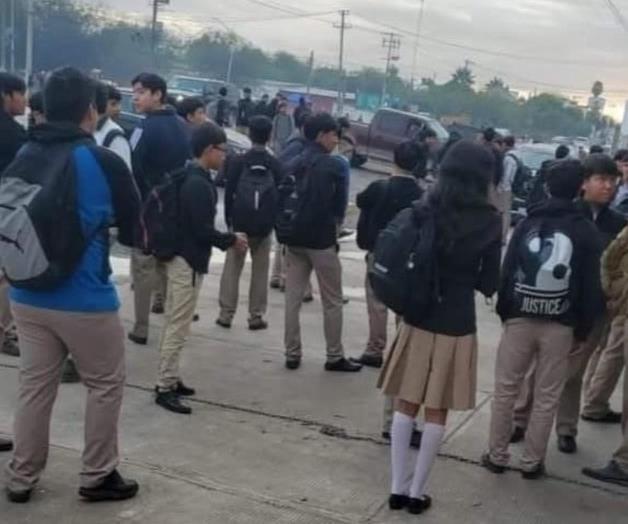 Por medidas disciplinarias aplicadas por el Conalep: Se quedan alumnos sin ingreso a clases Por medidas disciplinarias aplicadas por el Conalep: Se quedan alumnos sin ingreso a clases