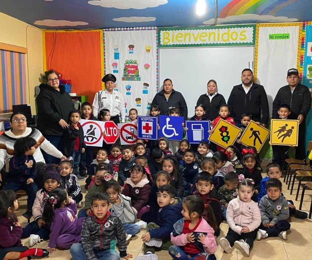 Como parte del programa para la Prevención de Accidentes: Capacitan tránsitos en la educación vial