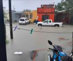 Lluvias del frente frío 13 inundan colonias y fraccionamientos en Matamoros