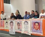 Gobierno se compromete a seguir con investigación de caso Ayotzinapa