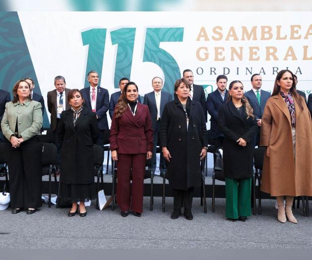 Participa Américo Villarreal en asamblea del IMSS en CDMX