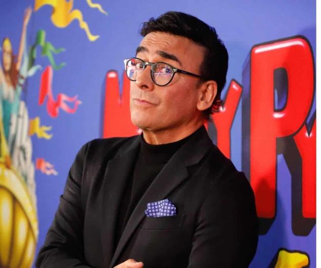 Adal Ramones se lanza en busca del Santo Grial