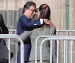 Recibe Sheinbaum a Petro en Palacio Nacional