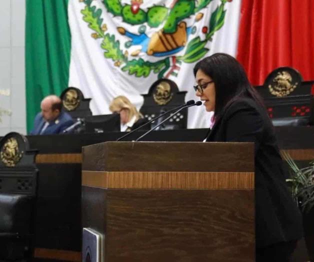 Propone diputada eliminar uso de falda obligatoria para estudiantes en Tamaulipas