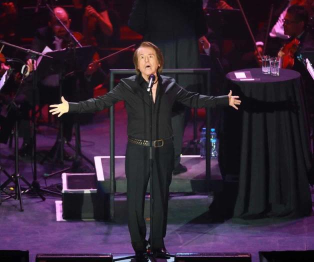 Hospitalizan a Raphael