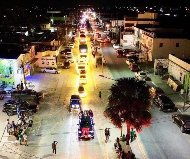 Desfile navideño llega a Díaz Ordaz Desfile navideño llega a Díaz Ordaz