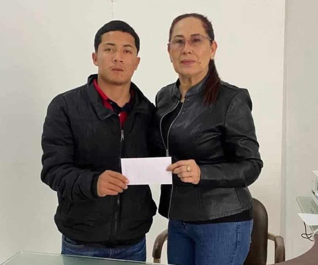 Recibe apoyo promesa del fut Recibe apoyo promesa del fut