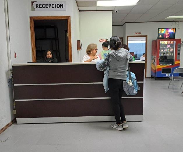 Reducen horarios las oficinas de gobierno