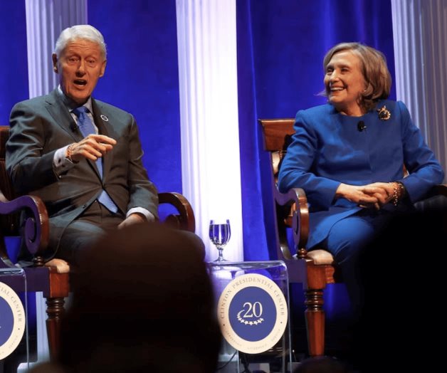 Dan de alta del hospital a Bill Clinton tras ser tratado por gripe