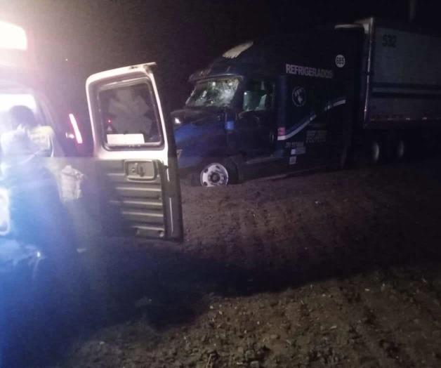 Trailero herido en accidente