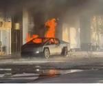 El Tesla que estalló ante hotel de  Trump llevaba bombonas de gas