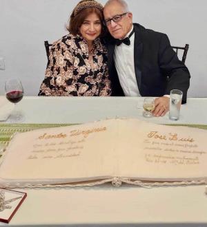 Celebran bodas de oro