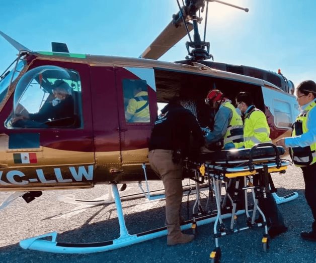 Rescatan en helicóptero a campesino en sierra de Tamaulipas Rescatan en helicóptero a campesino en sierra de Tamaulipas