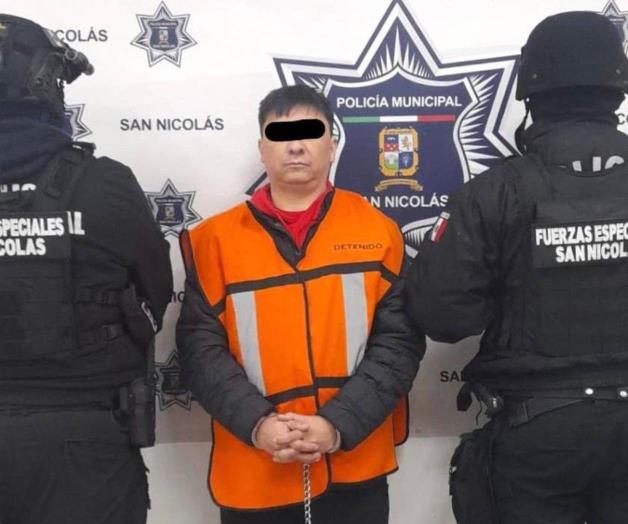 Detención de automovilista por falsificación de placa de circulación en San Nicolás Detención de automovilista por falsificación de placa de circulación en San Nicolás