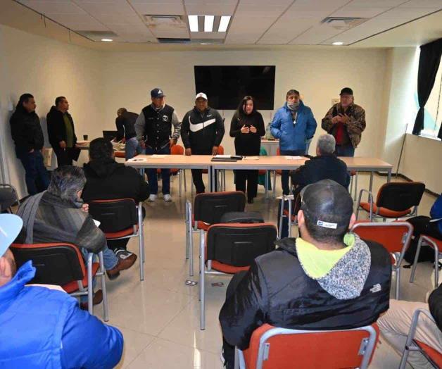 Se organizan maestros para la etapa Regional de secundarias