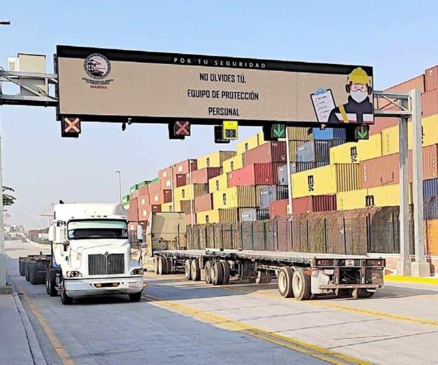 Problemas de tráfico en el Puerto de Manzanillo Problemas de tráfico en el Puerto de Manzanillo