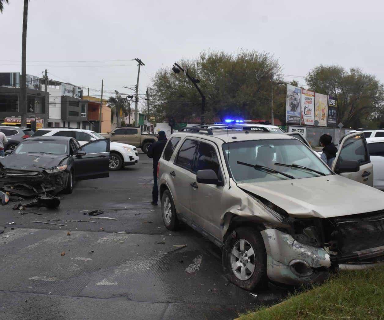 Fuerte choque en el bulevar del Maestro de Reynosa