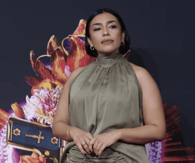 Adriana Paz rompe en llanto por críticas a Emilia Pérez Adriana Paz rompe en llanto por críticas a Emilia Pérez