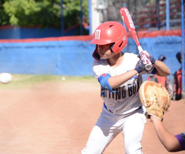 Se canta ´playball´ en la Treviño Kelly