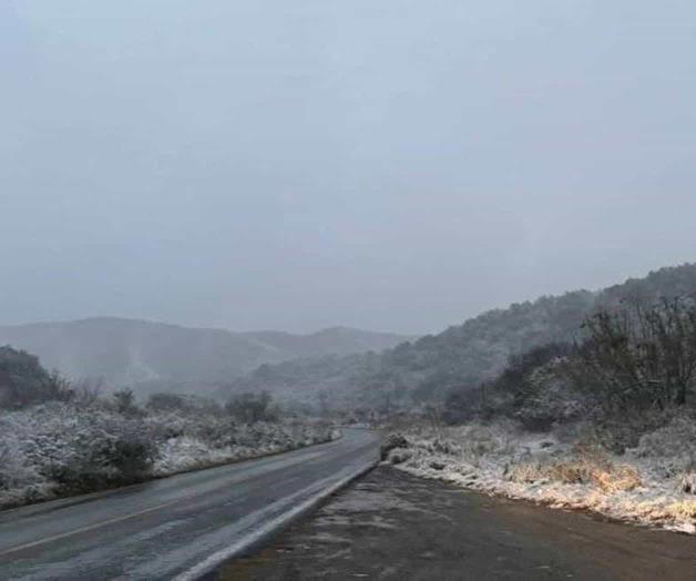 Cierre temporal de Carretera Linares a Galeana por congelamiento