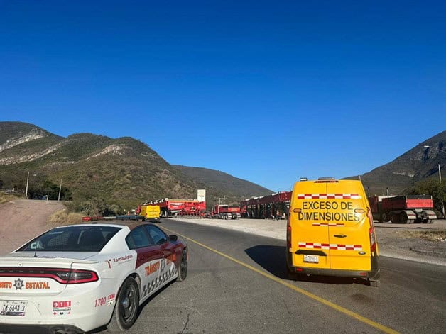 Circulación cerrada en Carretera Rumbo Nuevo por traslado de calderas