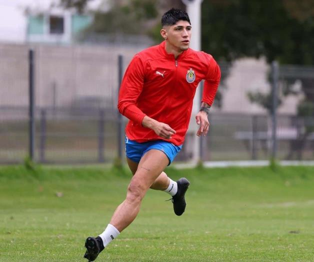 Chivas ya tienen a disposición a Alan Pulido para debutar