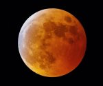 ¿Cuáles son los riesgos de ver el Eclipse Lunar de forma directa?