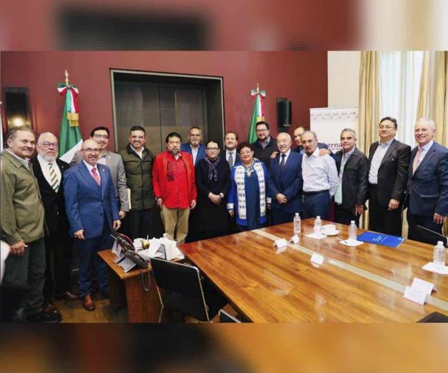 Ante reforma al Infonavit, Rosa Icela se reúne con líderes sindicales