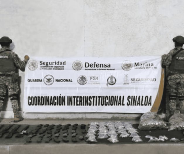 Hallan armas, cargadores y droga en camioneta abandonada en Mazatlán Hallan armas, cargadores y droga en camioneta abandonada en Mazatlán