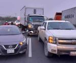 Accidente con múltiples vehículos en Libramiento Noroeste