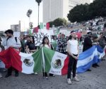 Protestan en Los Ángeles contra deportaciones