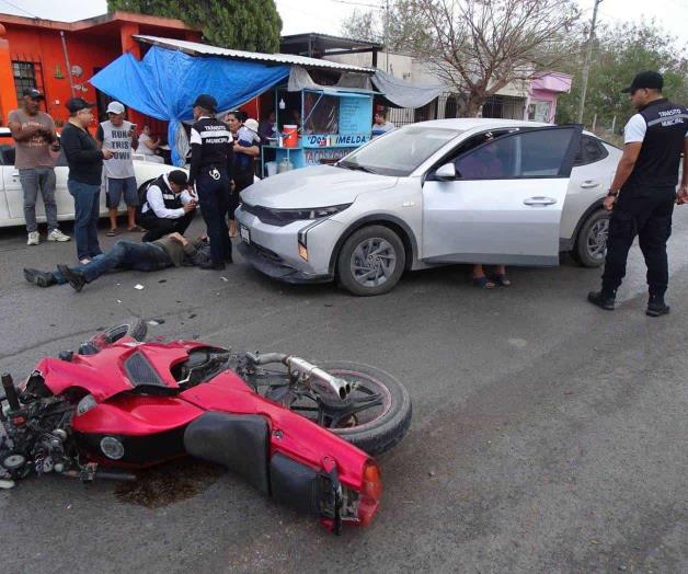 Destrozan moto en percance