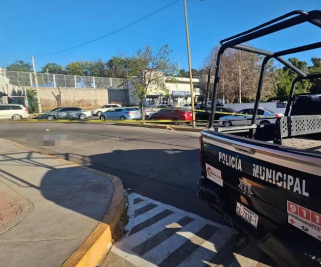 Cuerpo encobijado abandonado cerca de la UAS en Culiacán