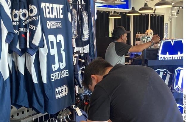 Jersey con el 93 desata la Ramosmanía