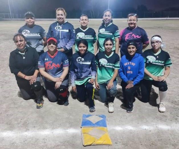 Arranca Mr. Chanky con triunfo en Torneo Nocturno Femenil Arranca Mr. Chanky con triunfo en Torneo Nocturno Femenil