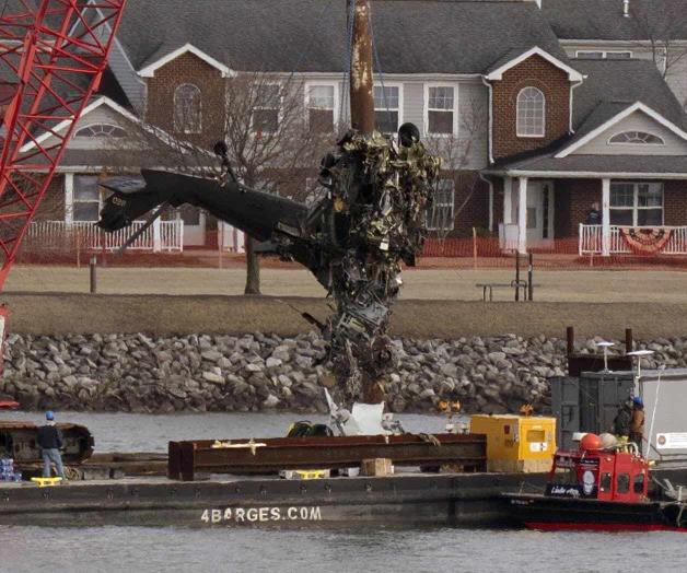 Colisi&oacute;n de Avi&oacute;n y Helic&oacute;ptero, cerca de DC: L&aacute;seres ayudan en b&uacute;squeda de restos