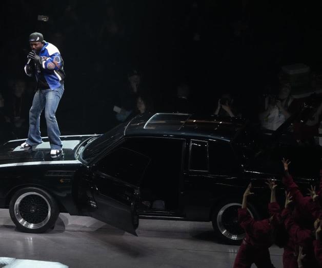 Suenan sus beats: Hace vibrar Super Bowl Suenan sus beats: Hace vibrar Super Bowl