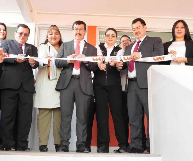 Inaugura rector obras en Victoria