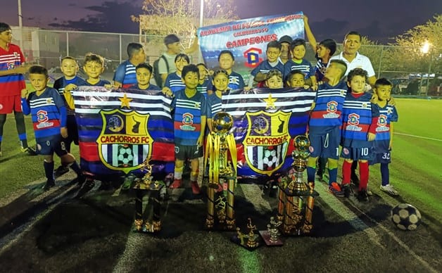 Obtienen campeonato del Torneo de Barrios