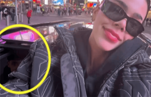 Peso Pluma aparece escondido en una foto de Kenia Os