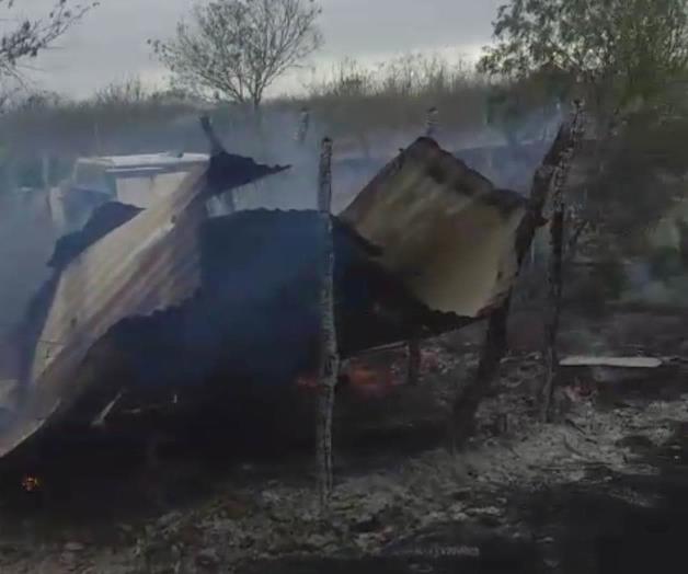 Incendio consume vivienda de madera