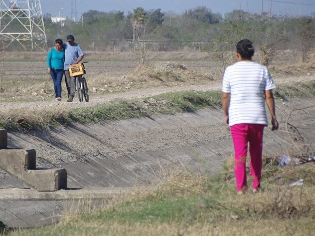 Hallan cuerpo de un hombre en canal de riego en Río Bravo