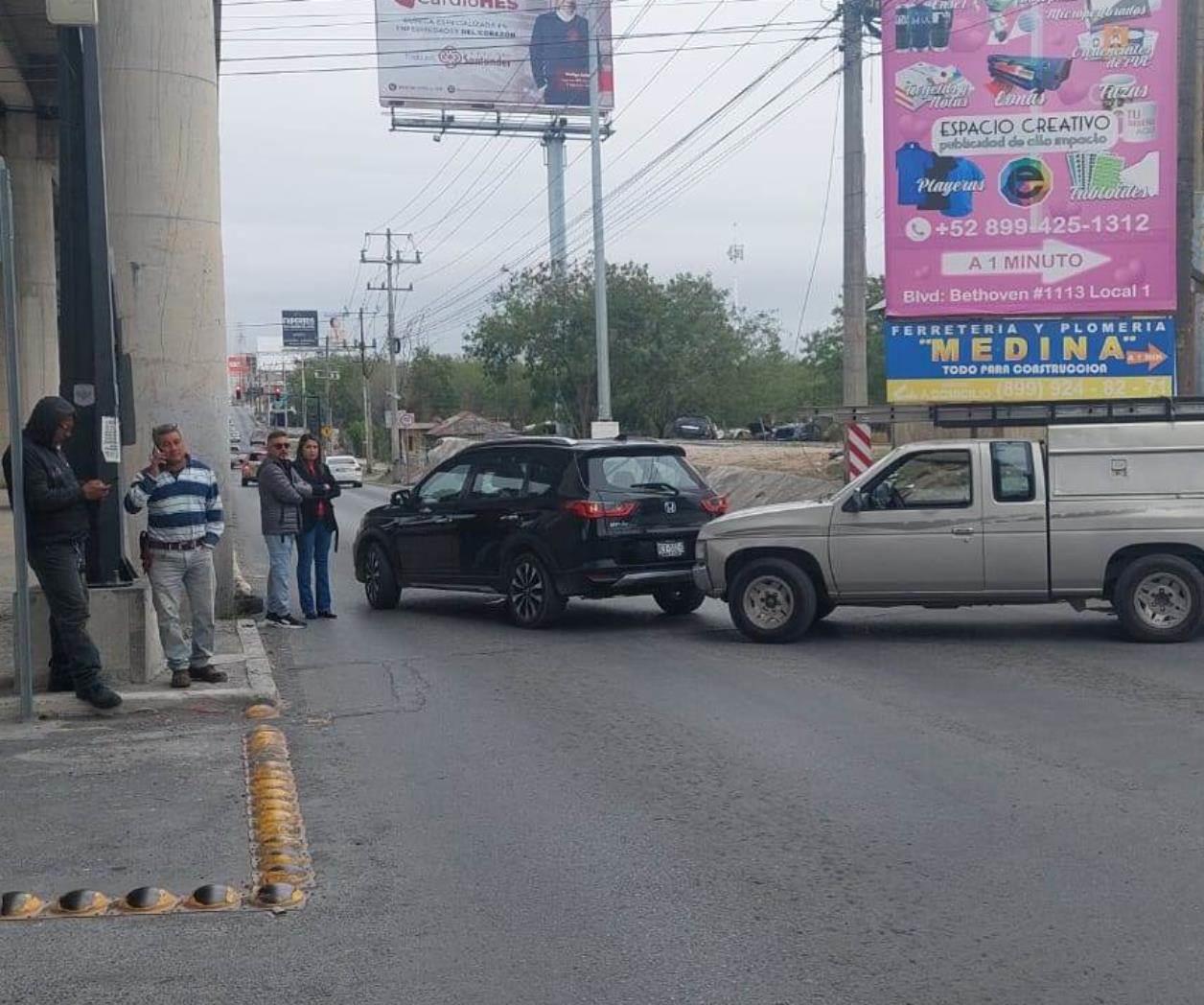 Causan caos bajo el puente ‘Broncos’