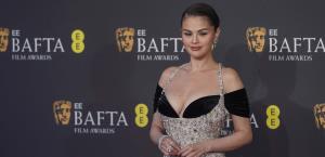 Los mejores looks de la Alfombra Roja de los Premios BAFTA 2025