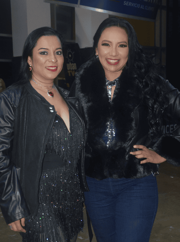 Karla García y Denisse Pérez.