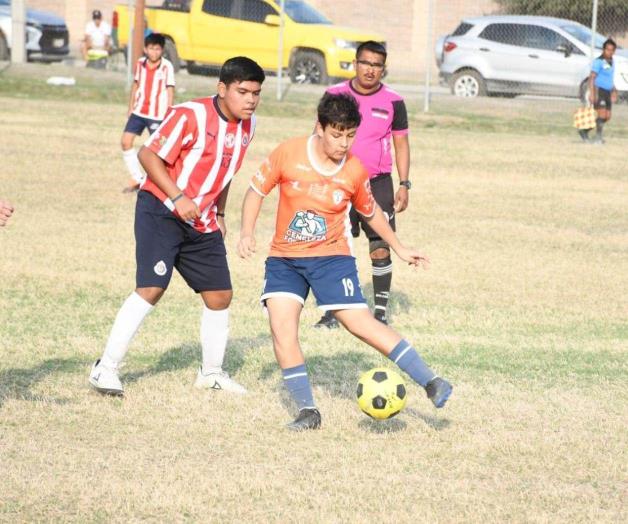 Jornada dominical en la Liga Universitaria de Futbol