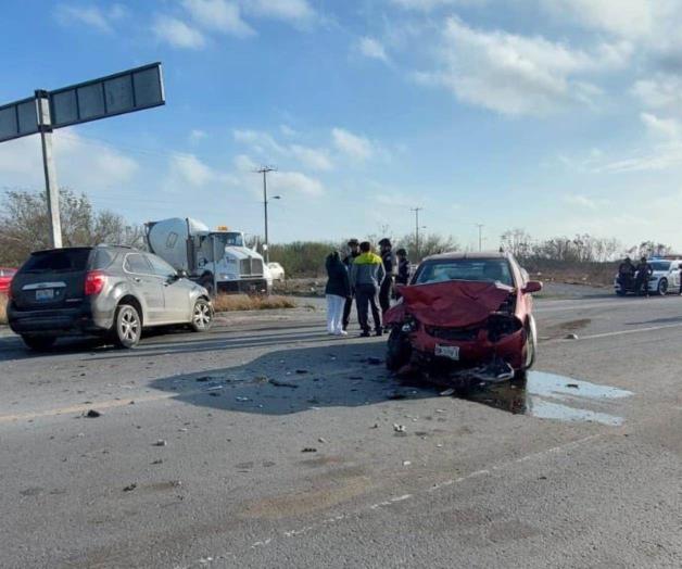 Aparatoso choque en el Viaducto Reynosa: Detalles del incidente Aparatoso choque en el Viaducto Reynosa: Detalles del incidente