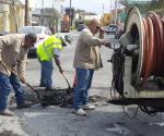 Trabajos de mantenimiento y corte de agua en Cd. Miguel Alemán